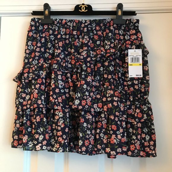 ✨ SOLD ✨ NEW Michael Kors Georgette Floral Tiered Ruffle Mini Skirt size M - Picture 10 of 10